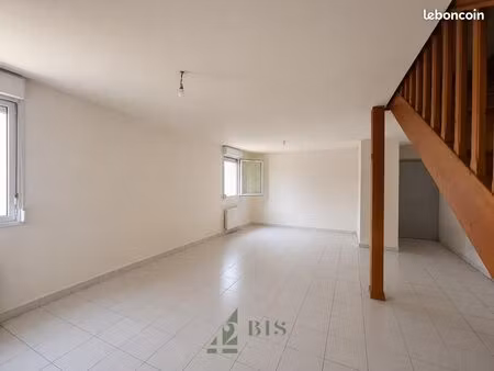 duplex 5 pièces 93 m²
