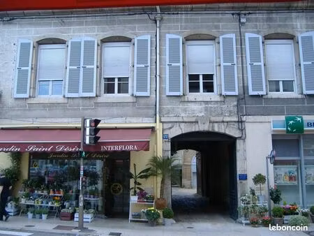 appartement 4 pièces 70 m²