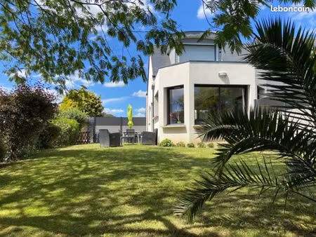 maison avec jardin et véranda proche fouesnant bénodet quimper avec 2 chambres et wifi