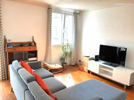 nouveau - hypercentre - spacieux appartement t3 bis rénové  2 chambres (possibilité 3)  dr