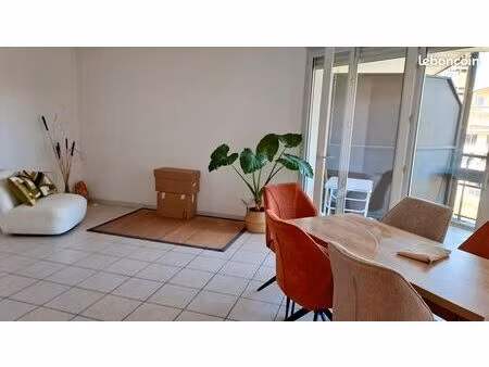 appartement t2 46m2 + 9m2 terrasse
