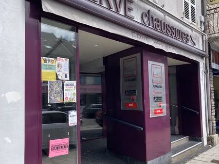 local commercial à louer – centre-ville de champagnole