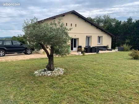 maison 4 pièces . 150m2