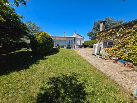 jolie maison familiale t4/5 à fonbeauzard