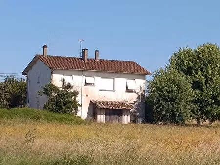 maison à la campagne