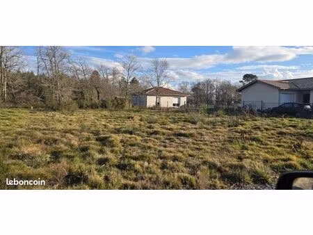 terrain 688 m² labouheyre