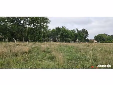 terrain 520 m² parentis en born