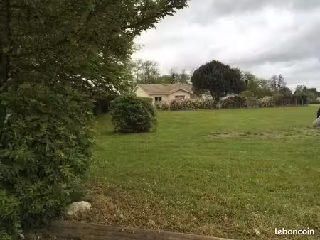 terrain 820 m² saint selve