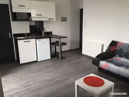 appartement 1 pièce meublé + parking résidence sécurisée
