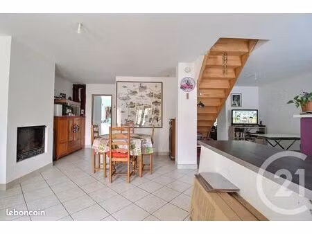 maison 4 pièces 98 m²
