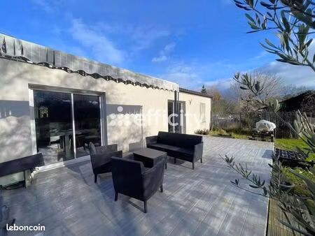 pavillon 4 pièces 80 m²