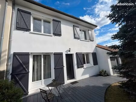 maison 4 pièces 98 m²