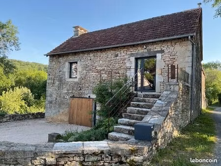 location maison entirement rénovée dans petit village proche lacapelle marival
