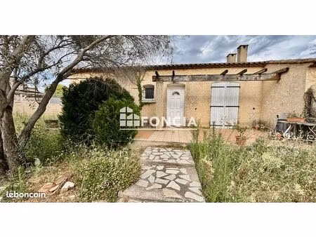 villa t4 a villeneuve avec garage et terrasse