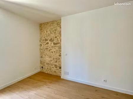 t3 plein de charme écusson