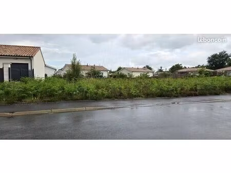 terrain 505 m² parentis en born