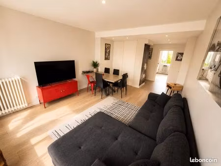appartement 71m² lumineux avec balcon  cave et garage