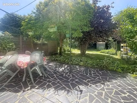 maison de ville 6 pièces 93 m²