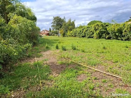 terrain 970 m² dax