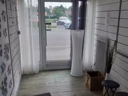 boutique 47 m² nomeny