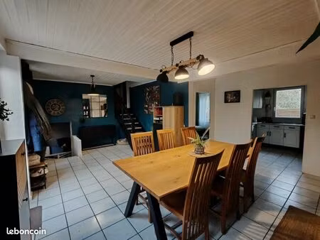 maison 6 pièces 102 m²