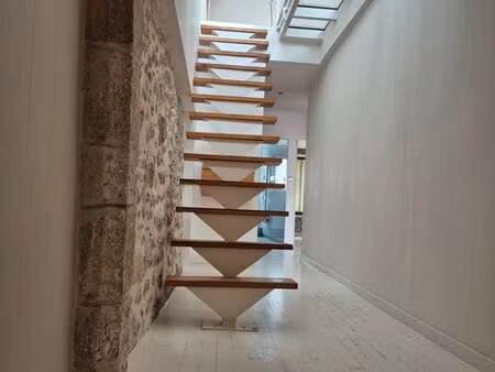 duplex 4 pièces 100 m²
