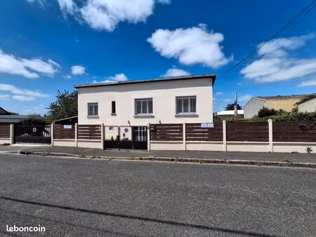 vends maison à droué