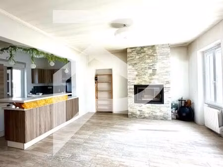 maison 10 pièces 130 m²