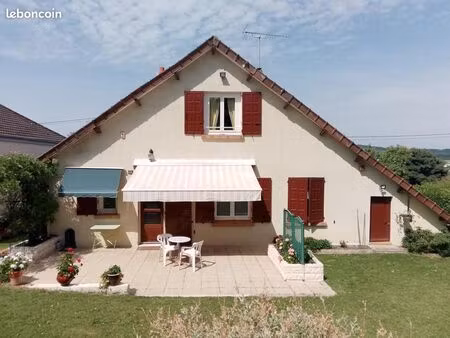 maison 6 pièces 100 m²