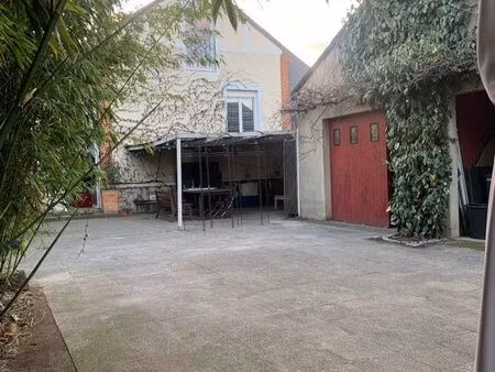 maison nouatre