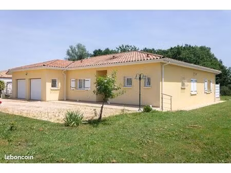 villa 4 pièces 160 m²