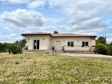 belle maison individuelle   saint pardoux isaac 47800