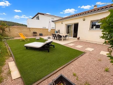 villa de 100m2 à plaissan au calme et avec une vue dégagée