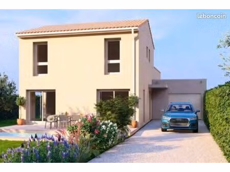 terrain constructible 700m2