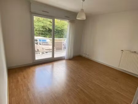 location - studio 21 m2 à joué-lès-tours