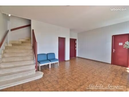 bureau 108 m²