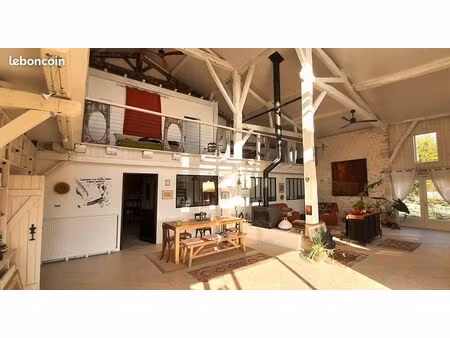 maison loft avec piscine