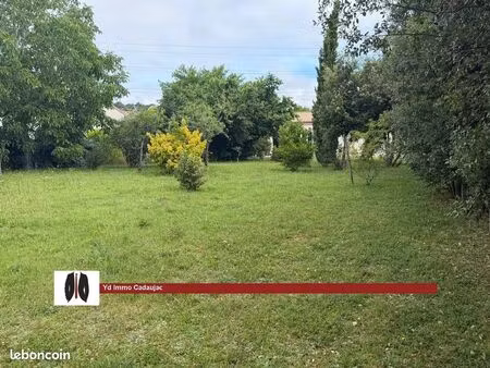 terrain 1119 m² léognan