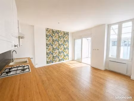 cholet centre - 40m2 - 2 pièces - jardin