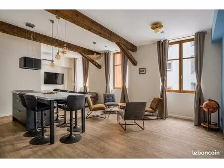 appartement d’exception – ancien hôtel de la monnaie – dpe b – climatisation – prêt à vivr