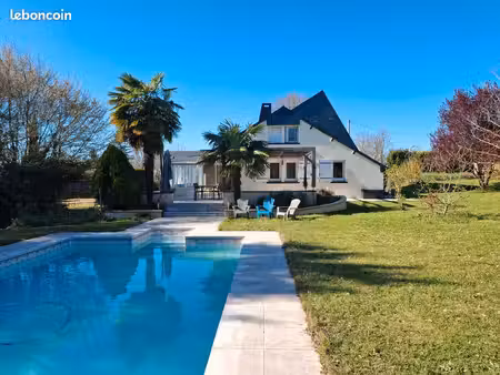 maison 8 pièces 200m2 avec gîte 4 pièces 70m2