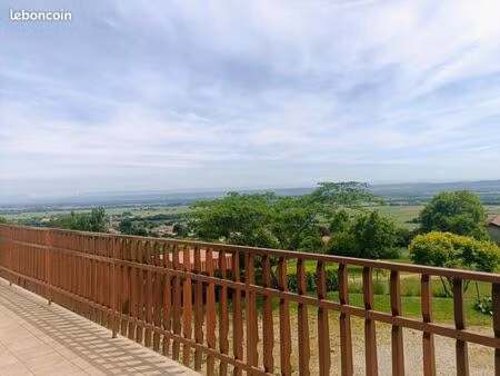 maison 4 pièces 82 m²