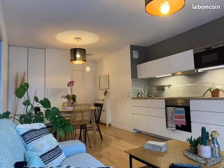 t2 avec terrasse et parking – centre de joué-lès-tours
