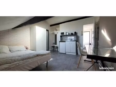 chambre meublée