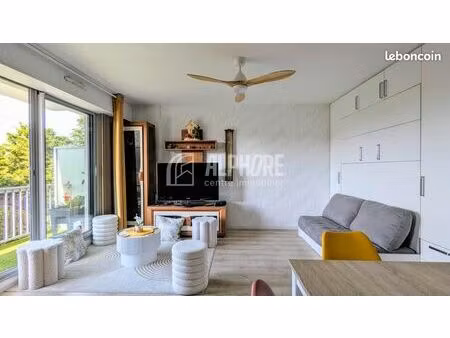 studio 1 pièce 35 m²