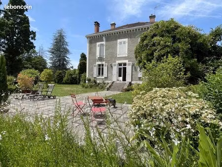 maison familliale proche de toutes commodités