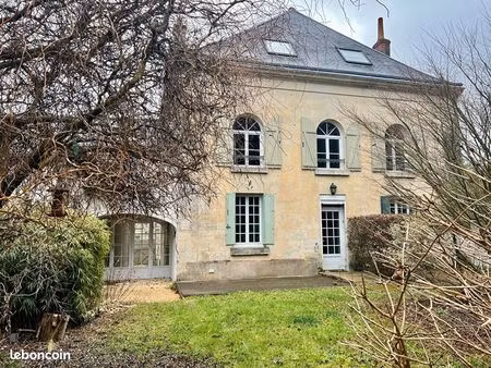 maison 7 pièces 450 m²