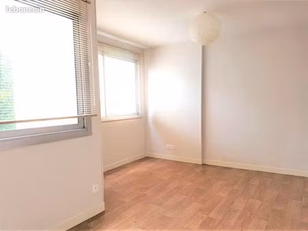 appartement 30 33 m2