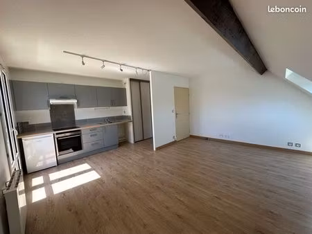 magnifique appartement 30m2 avec balcon