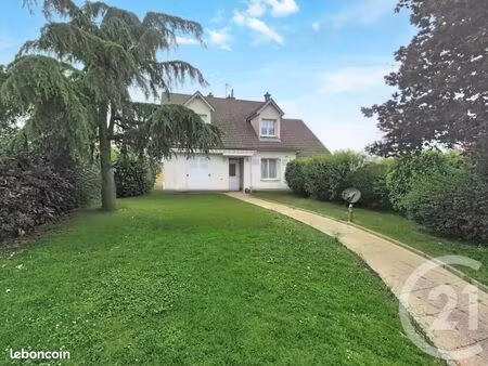 maison 5 pièces 132 m²